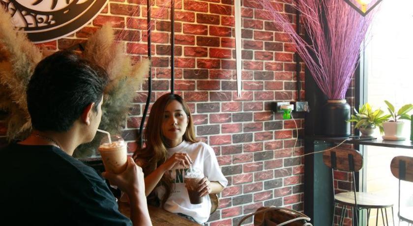 Sleepbox Hostel Suratthani Surat Thani Exteriér fotografie