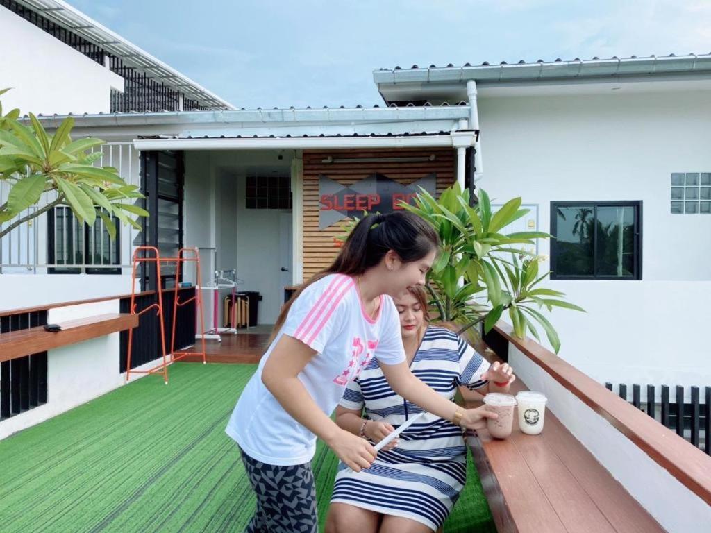 Sleepbox Hostel Suratthani Surat Thani Exteriér fotografie